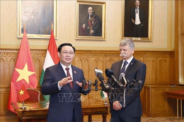 NA Chairman Successfully Concludes Visits to Hungary, UK