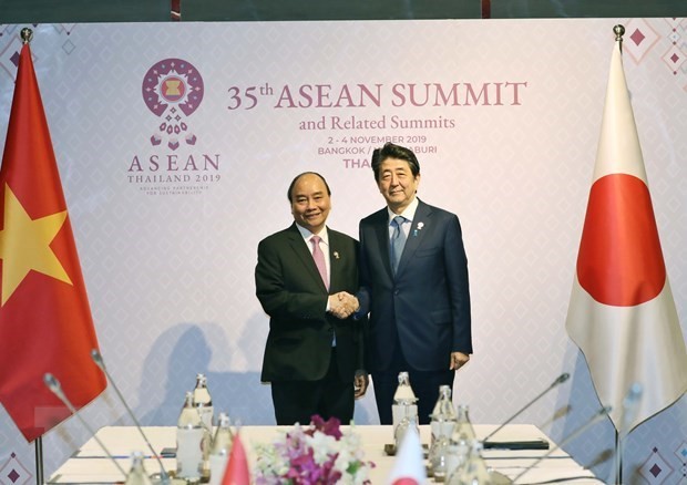 Vietnam's Leaders Pay Tribute to Former Japan PM Shinzo Abe