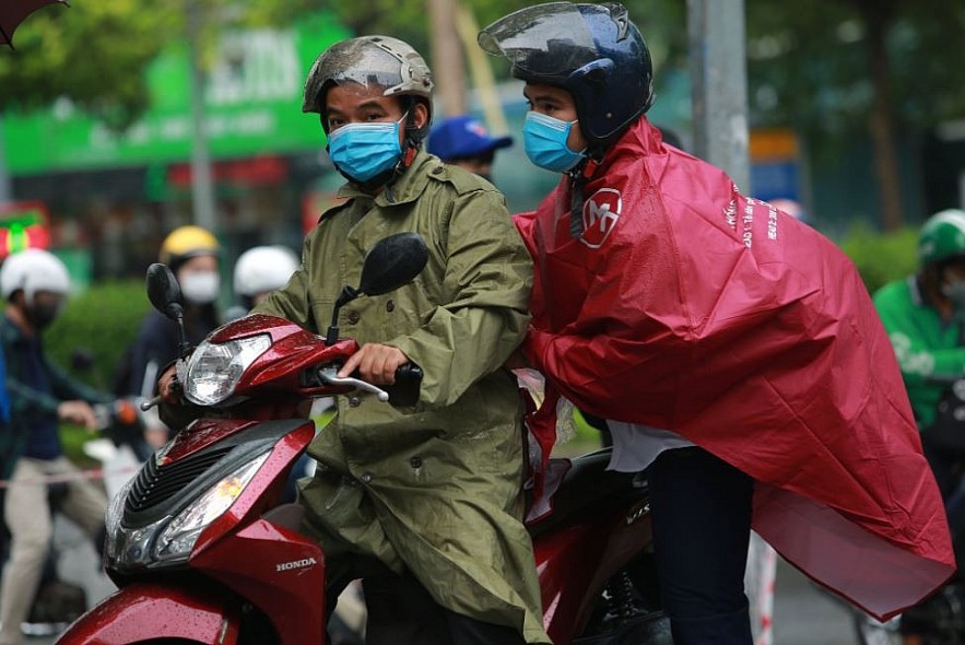 Vietnam Business & Weather Briefing (July 10): Gold Rate Drops Significantly