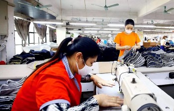 Vietnam Business & Weather Briefing (July 10): Gold Rate Drops Significantly
