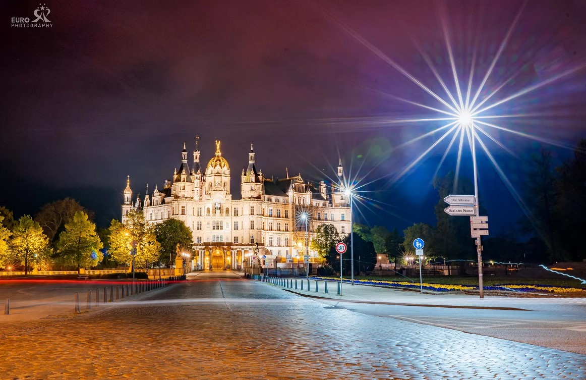 Enchanting Schwerin Castle through the Lens of a Vietnamese Photographer