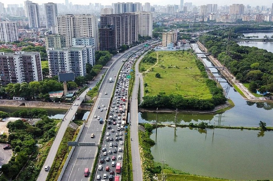 Vietnam Business & Weather Briefing (July 13): Rain Continues Nationwide