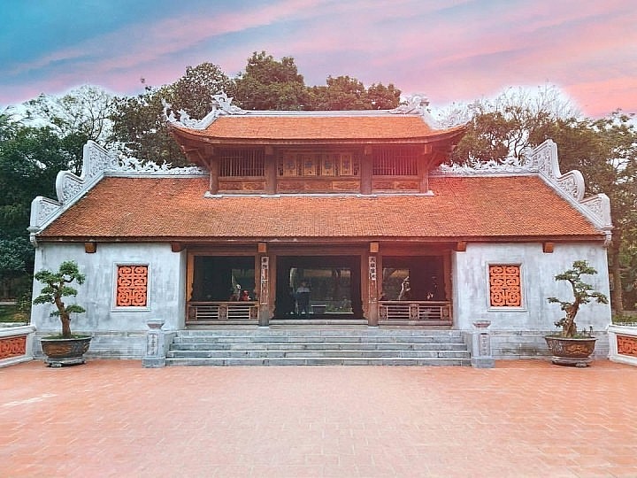 Seeking Spirituality in Bac Giang's Garden of Towers