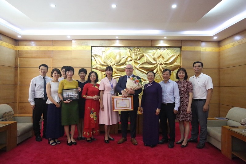 Outgoing Belgium Ambassador Receives VUFO's Insignia for Peace and Friendship