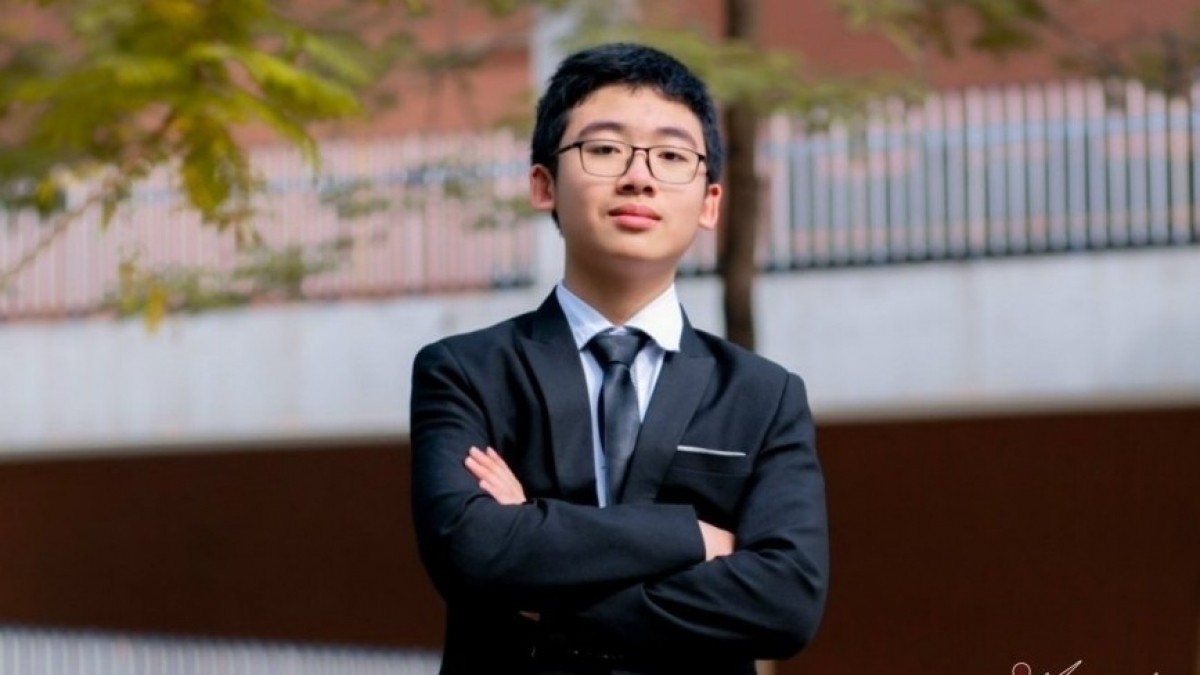 Vietnamese Teams Bag 9 Medals at Int'l Science Olympiad Contests