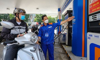 Vietnam Business & Weather Briefing (July 21): Reference Exchange Rate Down 1 VND