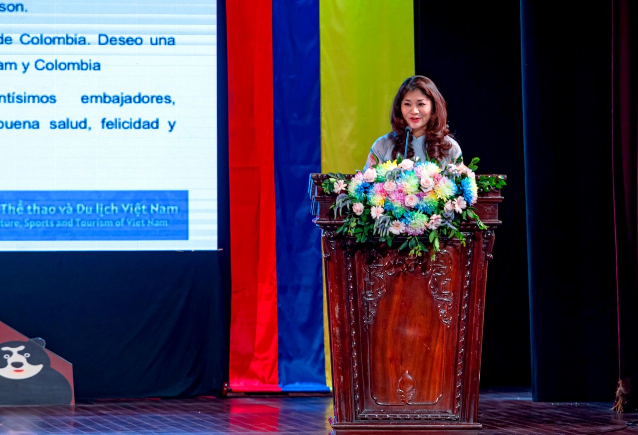 Special Colombian Art Exchange Program in Hanoi