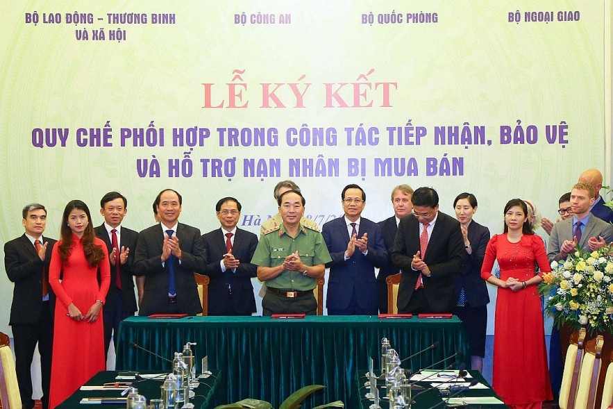 Vietnam Works to Prevent Human Trafficking, Protect Migrant Workers