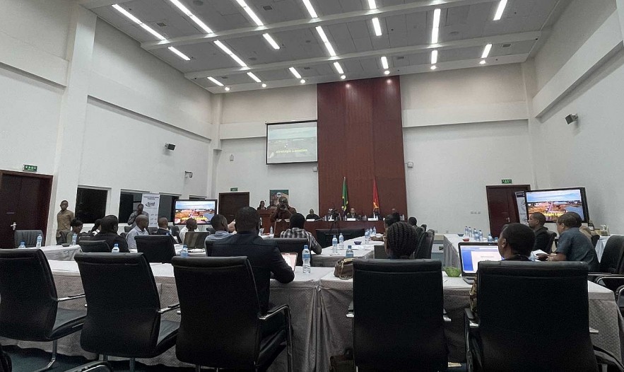 The July 21 event attracted the participation of more than public personnel from the two countries as well as representatives of their business communities.