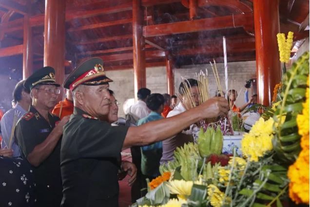 Requiem Held in Laos to Commemorate Fallen Vietnamese Volunteer Soldiers