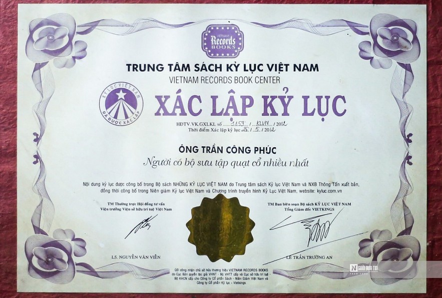 Photo: Tap chi Nguoi Dua Tin