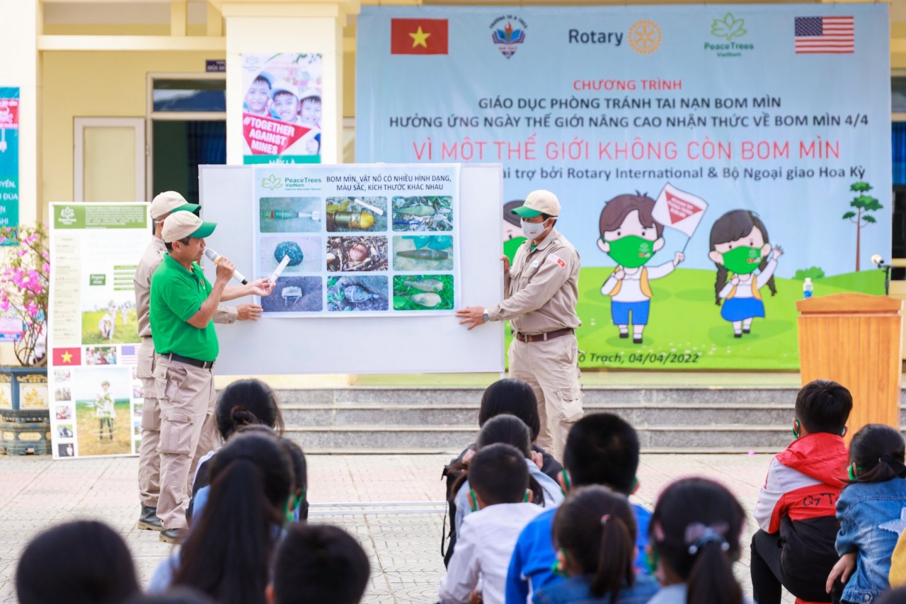 Quang Binh: PeaceTrees Clears 1,5 million m2 of Land in Phase I