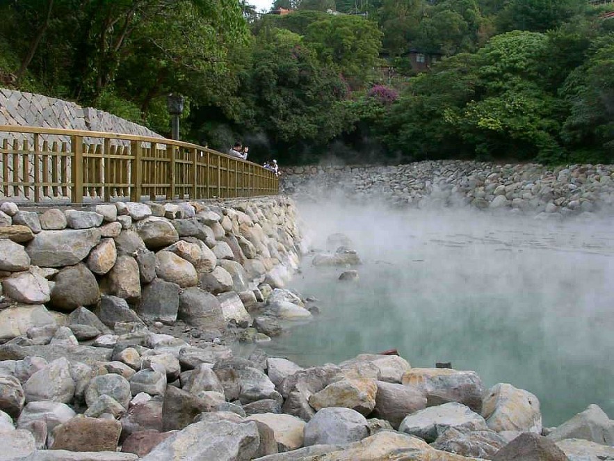 Seven Beautiful Locations in Cam Pha for Tourists to Take Photos