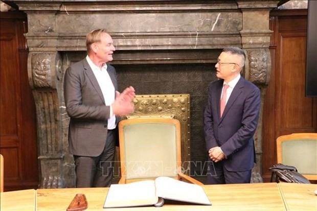 Vietnam Eyes Stronger Relations with Germany’s Saxony State