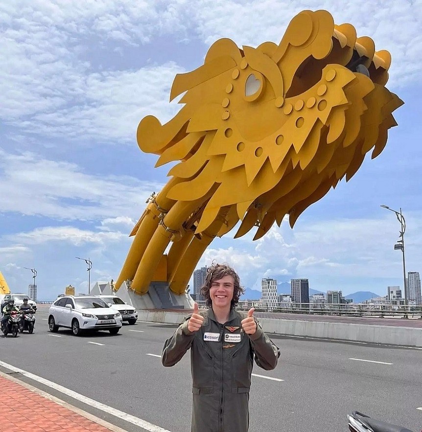 On the 125th day of the solo round-the-world flight, Mack Rutherford (British-Belgian nationality) landed at King County International Airport in Seattle, Washington state, USA.