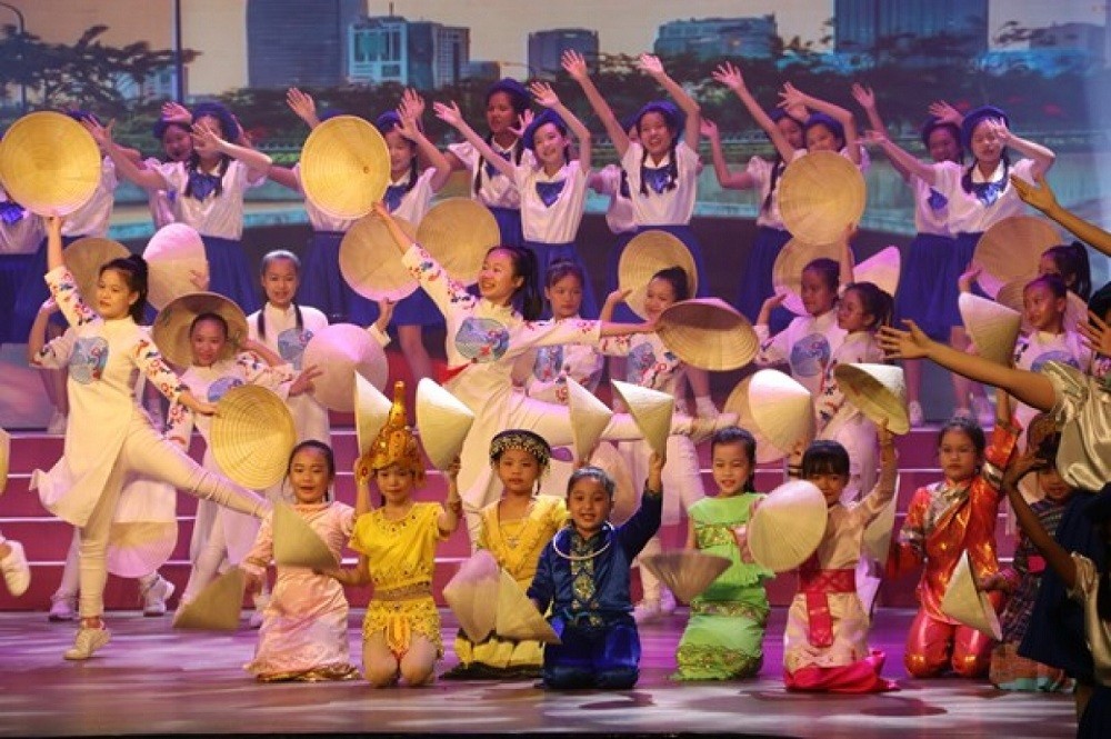Vietnam, Laos, Cambodia Children Meet for Cultural Exchange in Ho Chi Minh City
