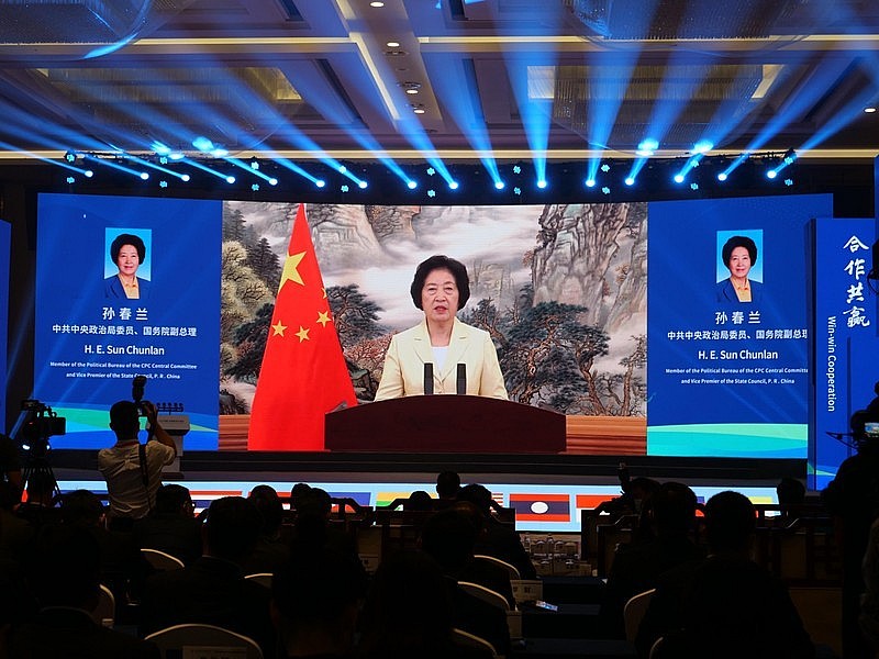 Vietnam’s Digital Transformation Introduced at China-ASEAN Education Cooperation Week