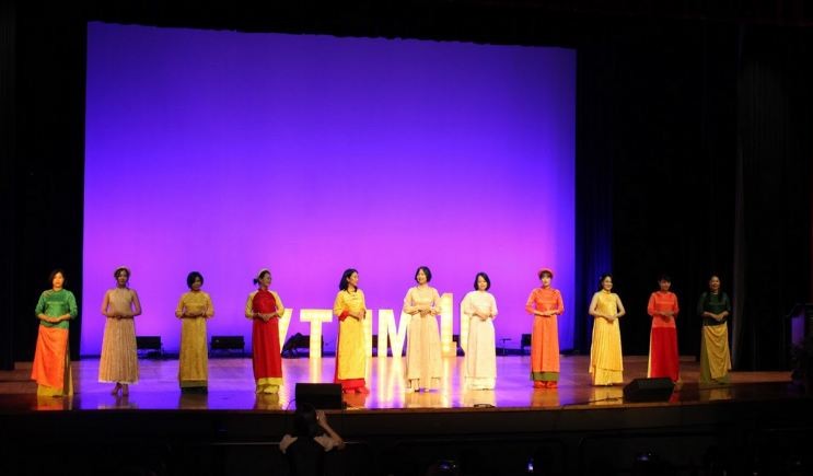 Association of Vietnamese Professionals and Students in the US Marks 10th Anniversary