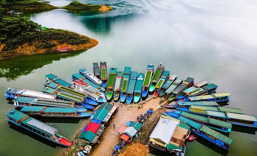 Na Hang - Lam Binh Eco-Tourism Site: The Natural Jewel of Tuyen Quang