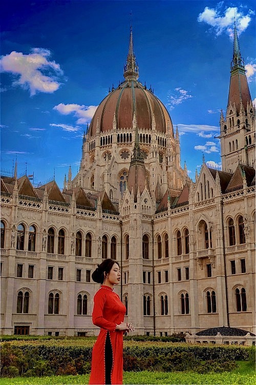Young Vietnamese Proud to bring their national culture to the world