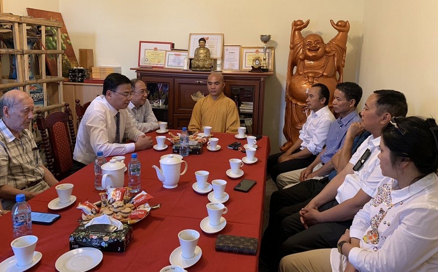 Vietnam Supports Expatriates in Poland to Overcome Difficulties