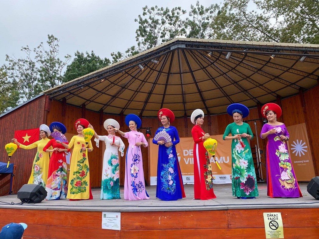 Vietnam Day Held in Bratislava