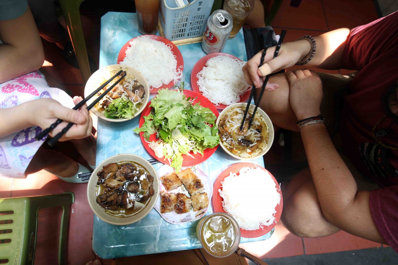 Dining in style (Photo: Zoey Nguyen)