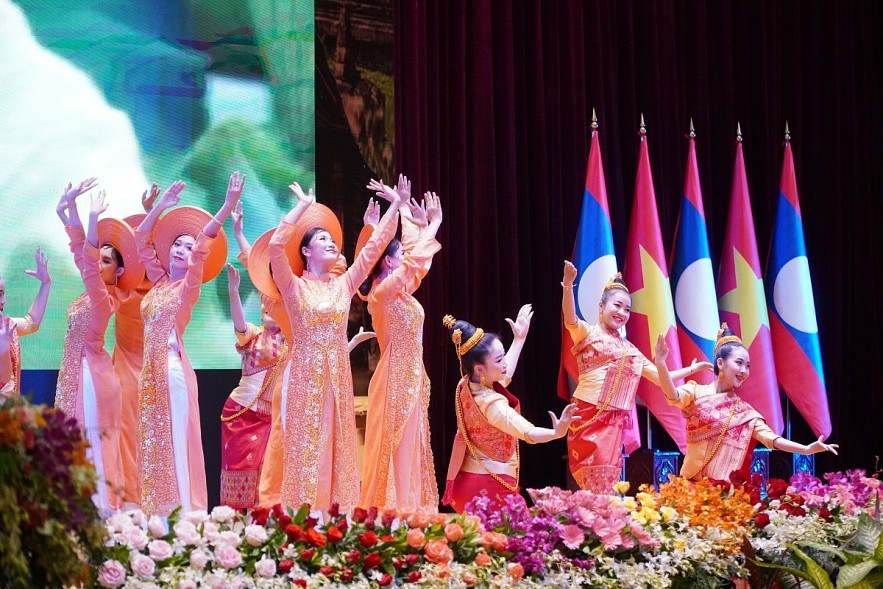 Vietnam and Laos Celebrate 60 Years of Special Friendship