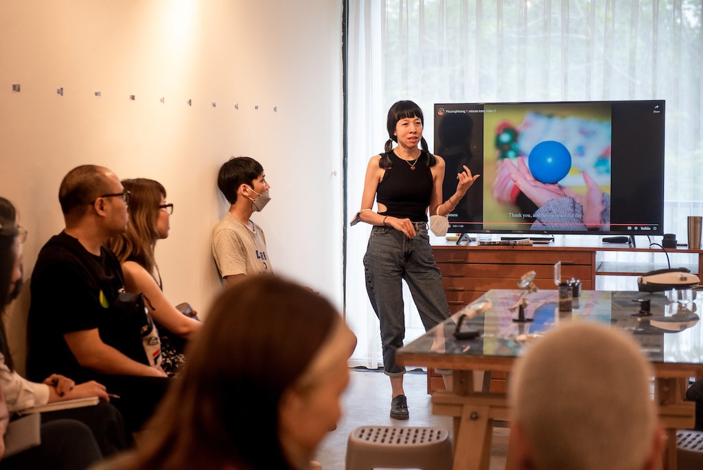 Editor's Pick: Seeing New(s) by Phuong Hoang - Perceptions Versus Facts