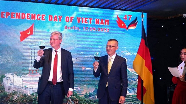 Pushing Vietnam-Germany Strategic Partnership into Depth