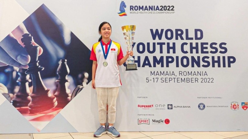 Vietnamese 11th Grader Won Sliver at U16 World Youth Chess Championship