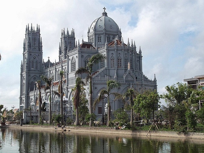 Beautiful Tourist Destinations in Wonderful Nam Dinh