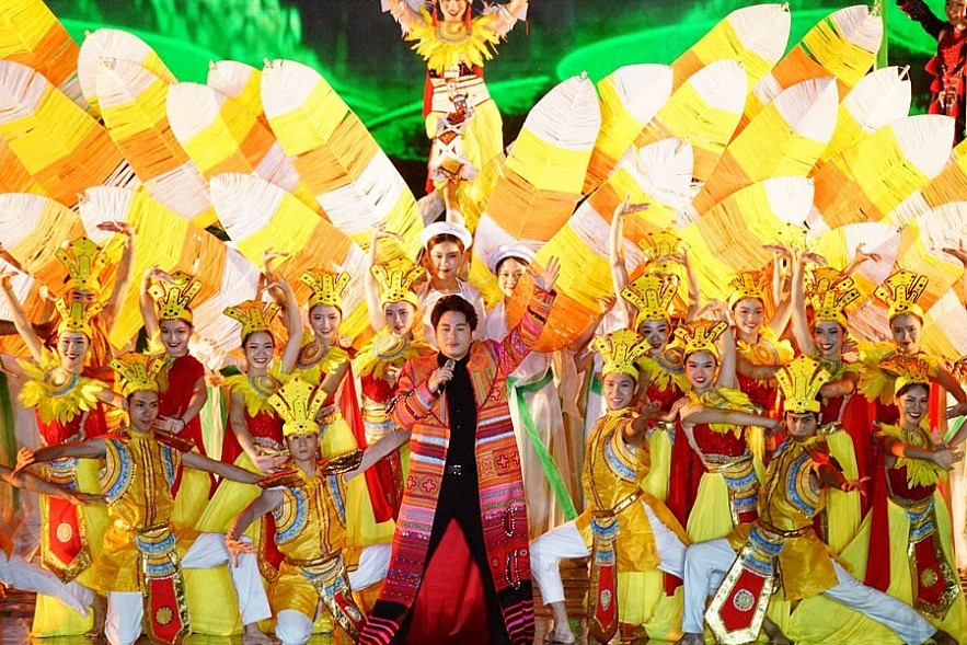 UNESCO Certificate Recognizes the Thai’s Xoe Dance in Vietnam
