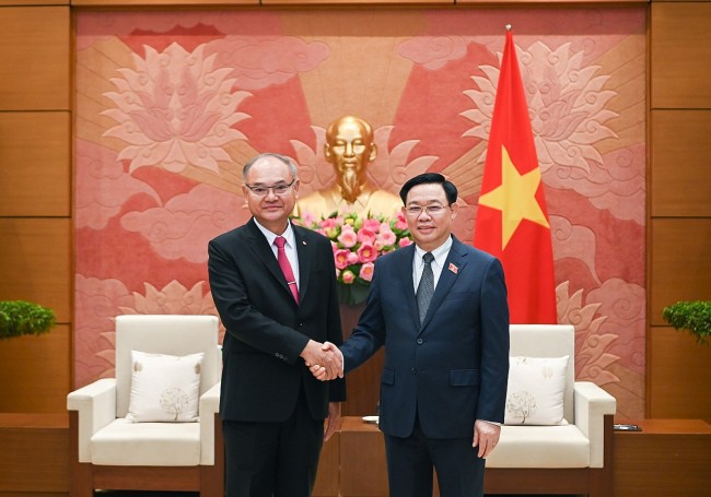 Thai Delegation Shares Experience in Fighting Corruption with Vietnam