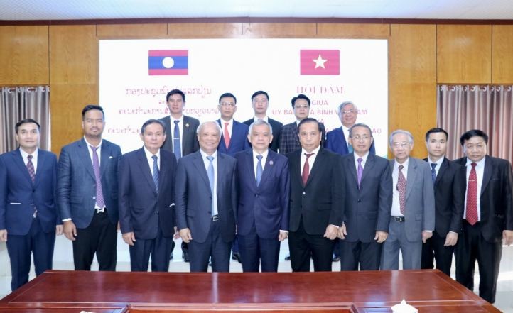 Committees Work to Promote Solidarity in Vietnam, Laos