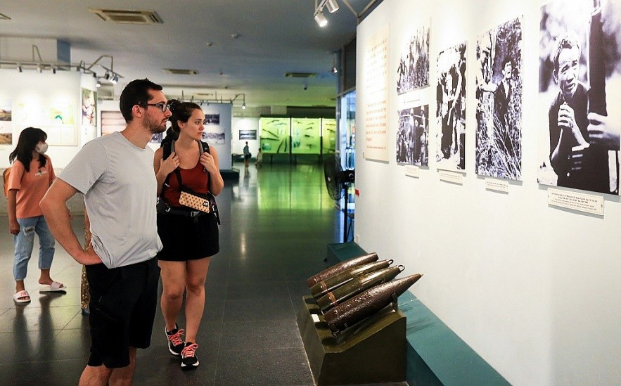 International Visitors Return to Ho Chi Minh City