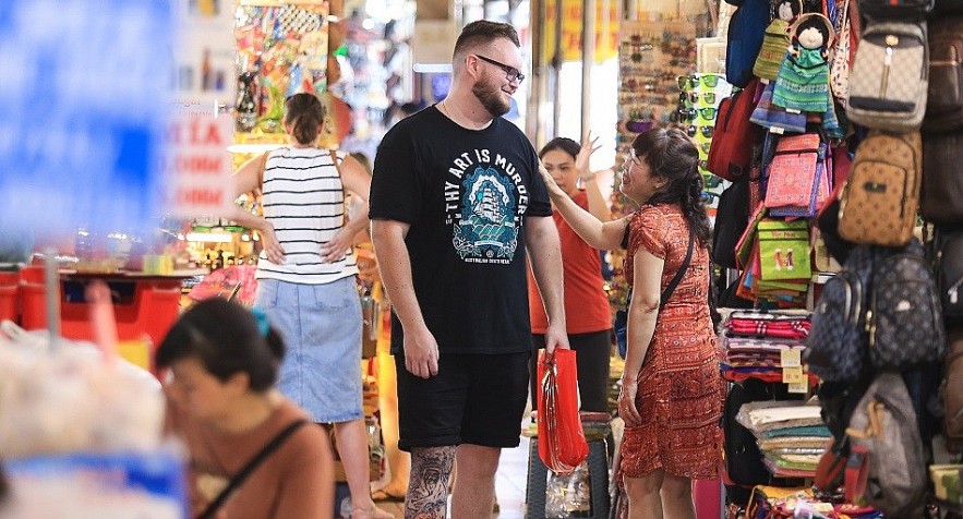 International Visitors Return to Ho Chi Minh City