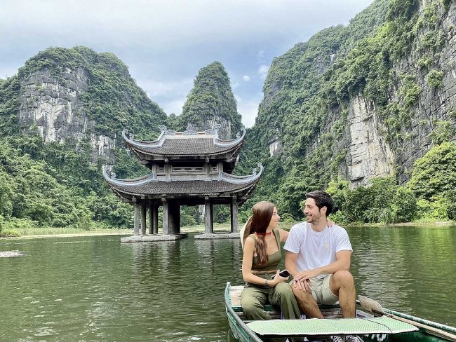 Exploring Ninh Binh's Amazing Trang An Landscape Complex within One Day