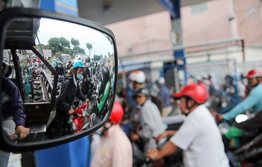 Vietnam Business & Weather Briefing (Oct 10): Automobile Market Recovers Well