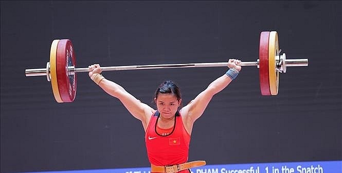 Vietnamese Weightlifter Won Gold Medals at the Start of Asian Championship