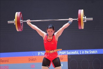 Vietnamese Weightlifter Won Gold Medals at the Start of Asian Championship