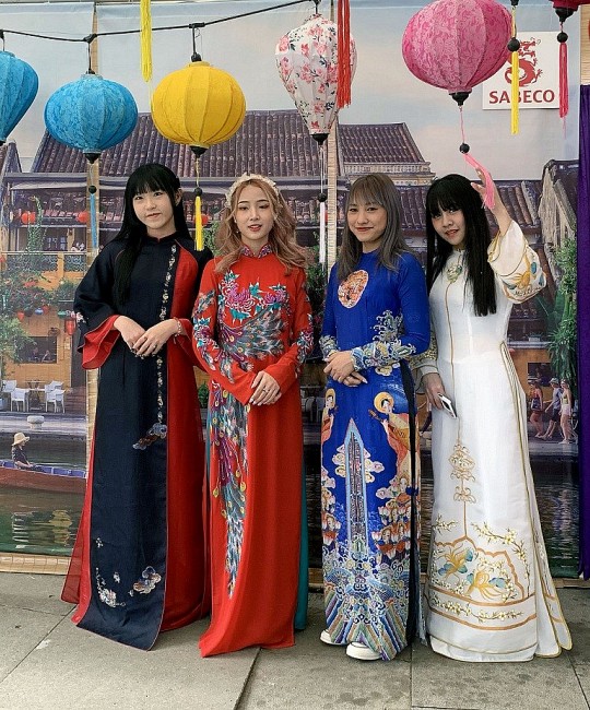 RoK Promotes Vietnamese Culture, Tourism