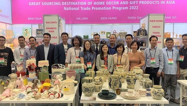 Vietnam-US Trade Turnover to Exceed US$100 Billion for Second Consecutive Year