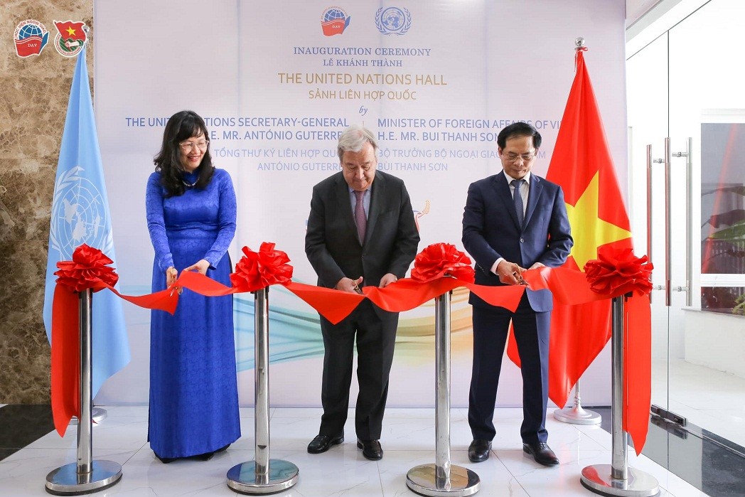UN Secretary-General Leaves Hanoi, Concluding Visit to Vietnam