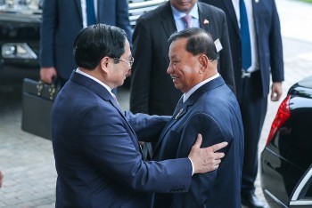 Vietnam's Leaders Receive Cambodian Senate President