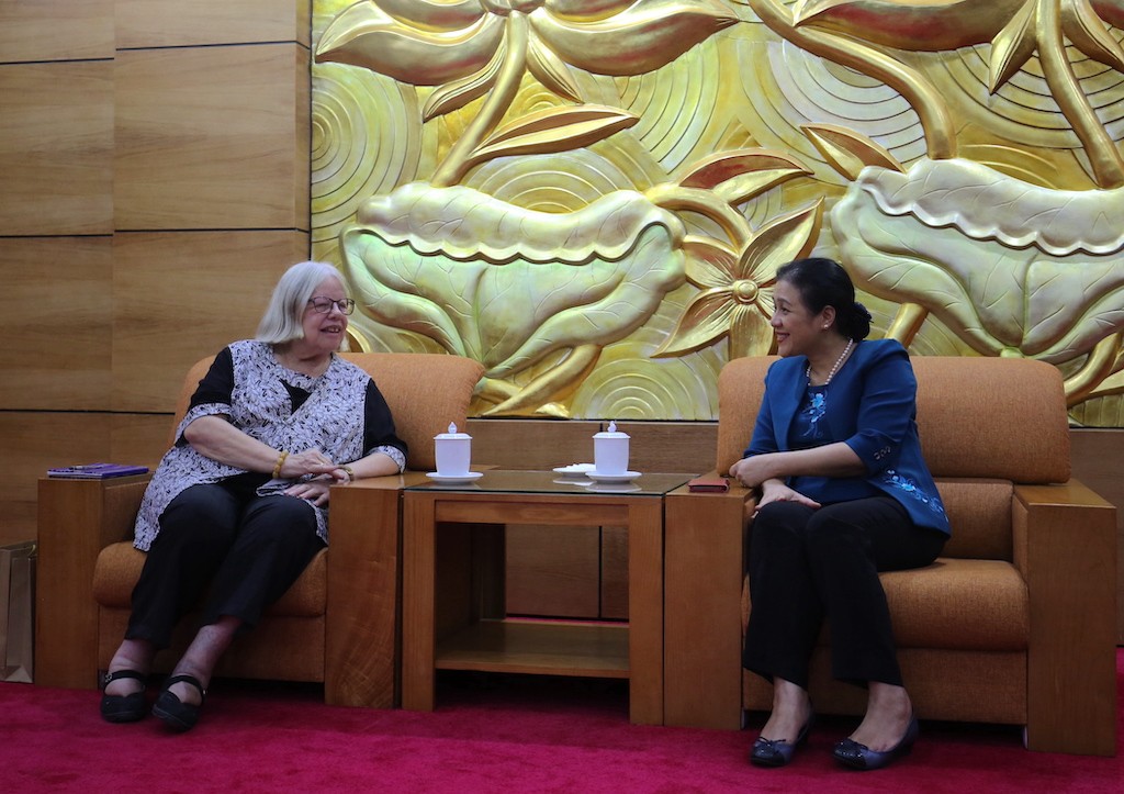 Swiss-Vietnam Association and VUFO Discuss Exchange of Delegation