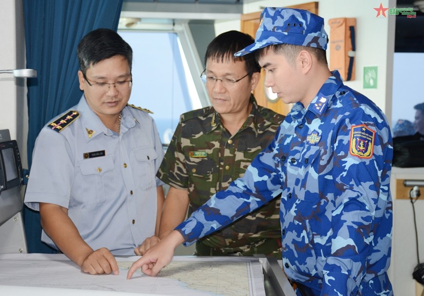 Vietnam, China Begin Joint Sea Patrol in Tonkin Gulf