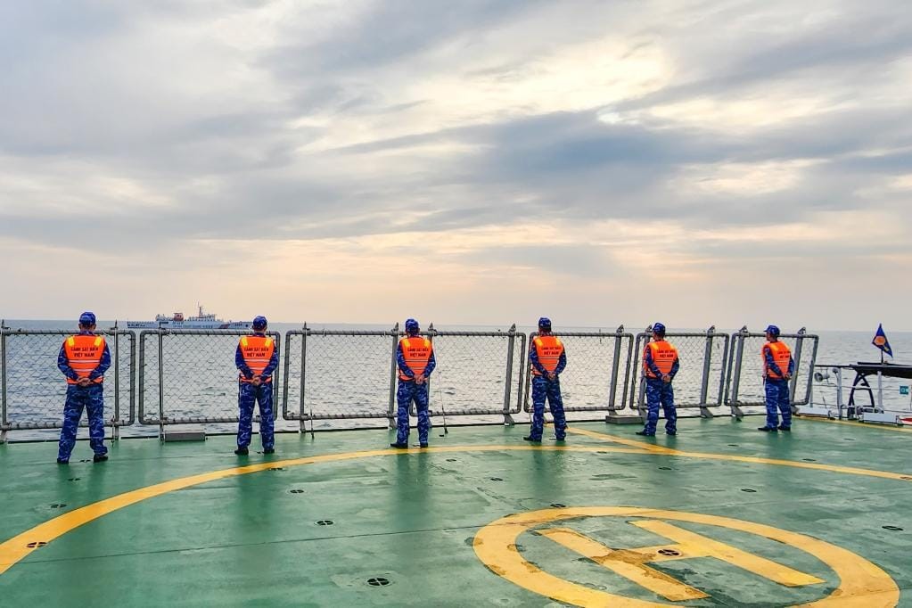 Vietnam, China Begin Joint Sea Patrol in Tonkin Gulf