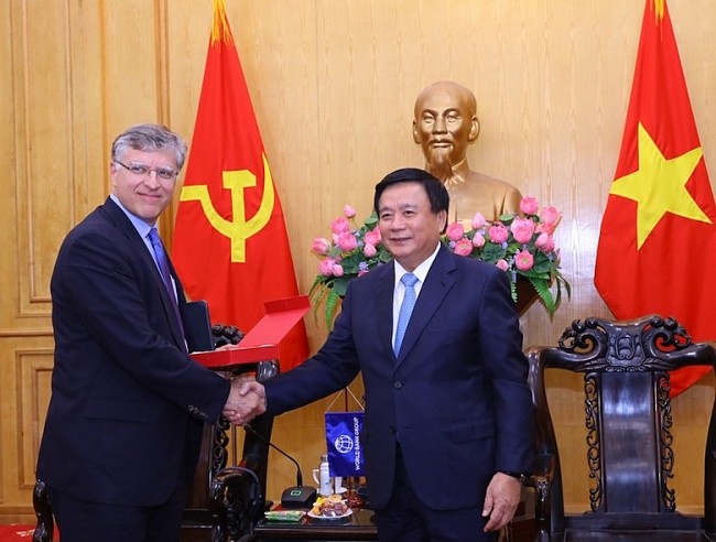 Vietnam, World Bank Improve Knowledge Exchange, Experience Sharing Programs