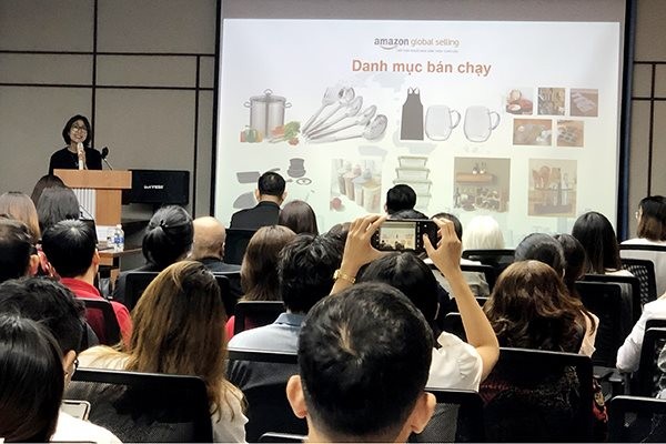 Amazon: Vietnam Among Top 10 Countries with Highest Growth in Retail E-commerce Sales in 2022